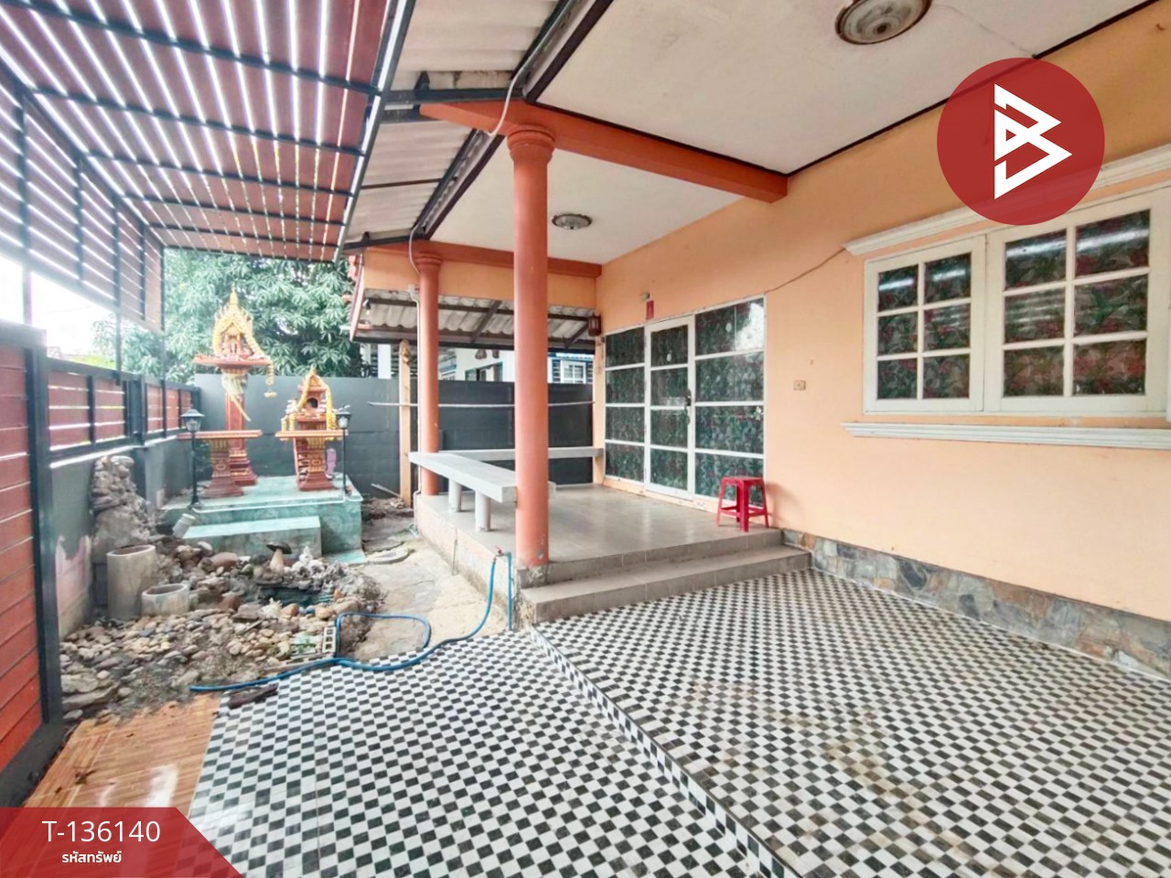 ขายบ้านเดี่ยวชั้นเดียว หมู่บ้านทหารสามัคคี ลาดหญ้า-เมืองกาญจนบุรี พร้อมอยู่ 4