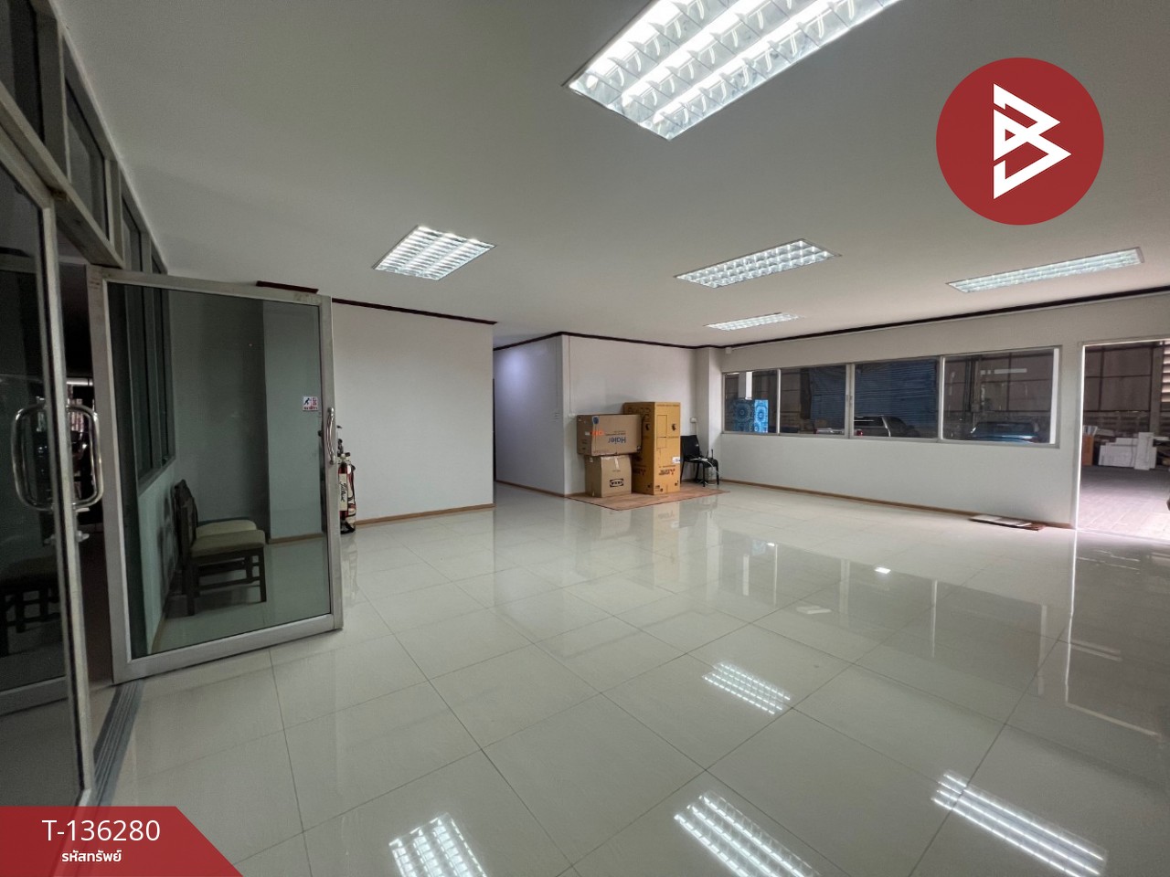 ขายด่วนโกดังพร้อมอาคารสำนักงาน 3 ชั้น หมู่บ้านบุญศิริ บางเมือง สมุทรปราการ 8