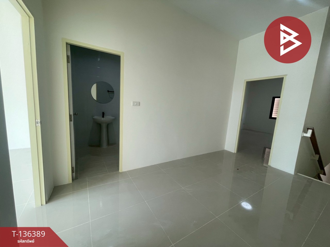 ขายอาคารพาณิชย์ 2 ชั้น เนื้อที่ 26 ตร.วา ตะพง ระยอง 3