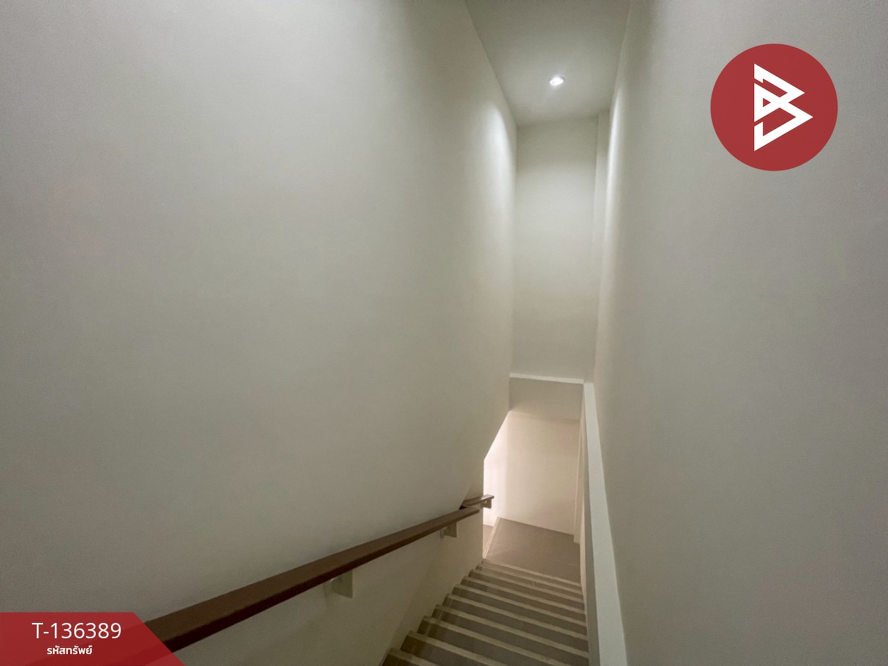 ขายอาคารพาณิชย์ 2 ชั้น เนื้อที่ 26 ตร.วา ตะพง ระยอง 10