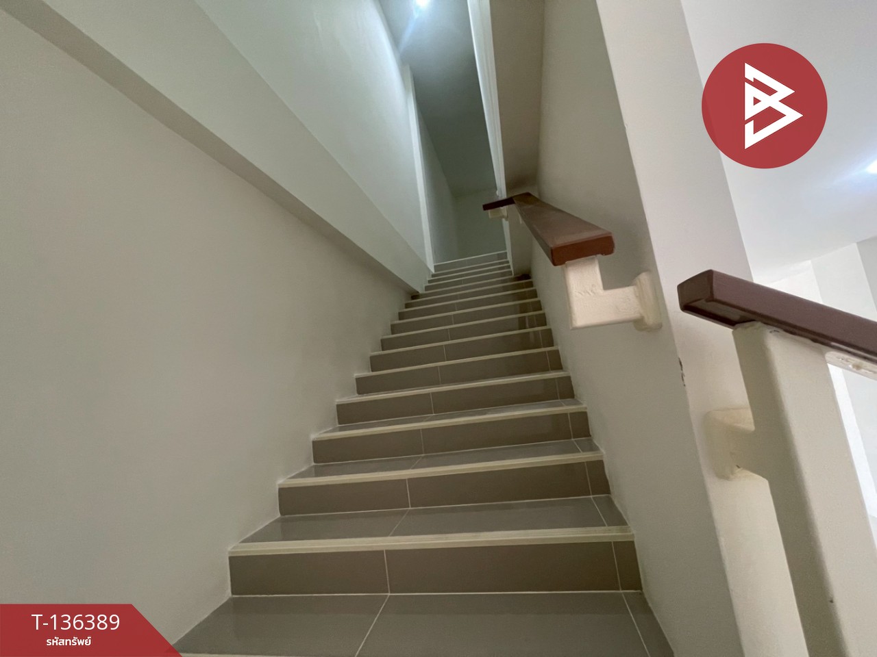 ขายอาคารพาณิชย์ 2 ชั้น เนื้อที่ 26 ตร.วา ตะพง ระยอง 9