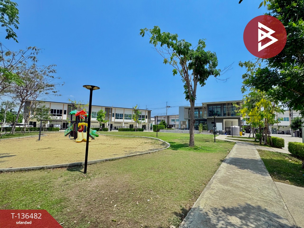 ขายทาวน์เฮ้าส์ หมู่บ้านเก้ามงคลวิลเลจ พุทธมณฑลสาย5-ไร่ขิง26 นครปฐม 14