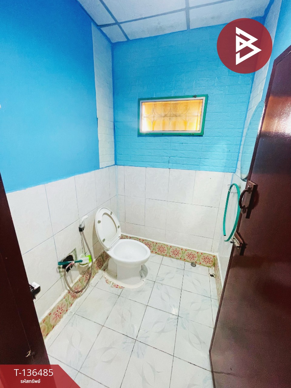 ขายทาวน์เฮ้าส์หลังริมสุดซอย หมู่บ้านเลขที่ 5 สมุทรสาคร 10