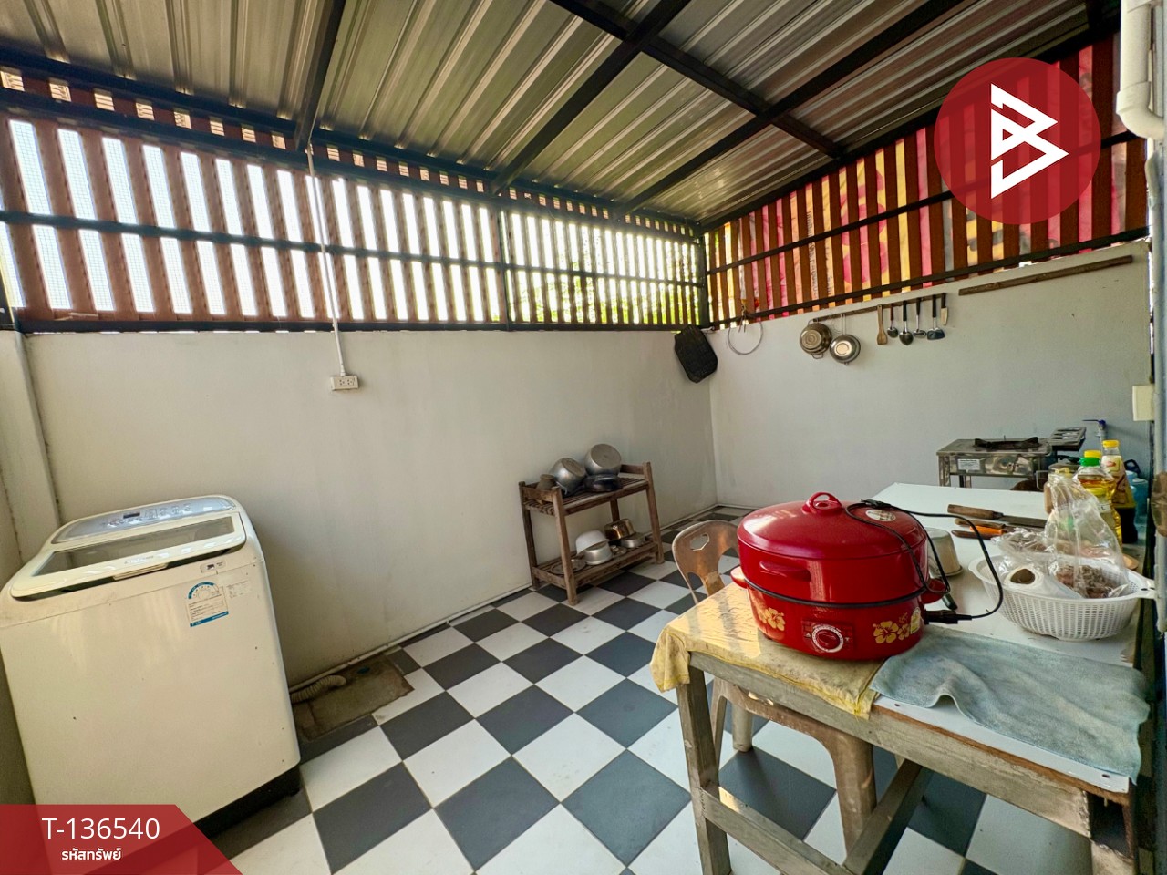 ขายทาวน์เฮ้าส์ เนื้อที่ 30.7 ตารางวา บ้านกล้วย ชัยนาท 13