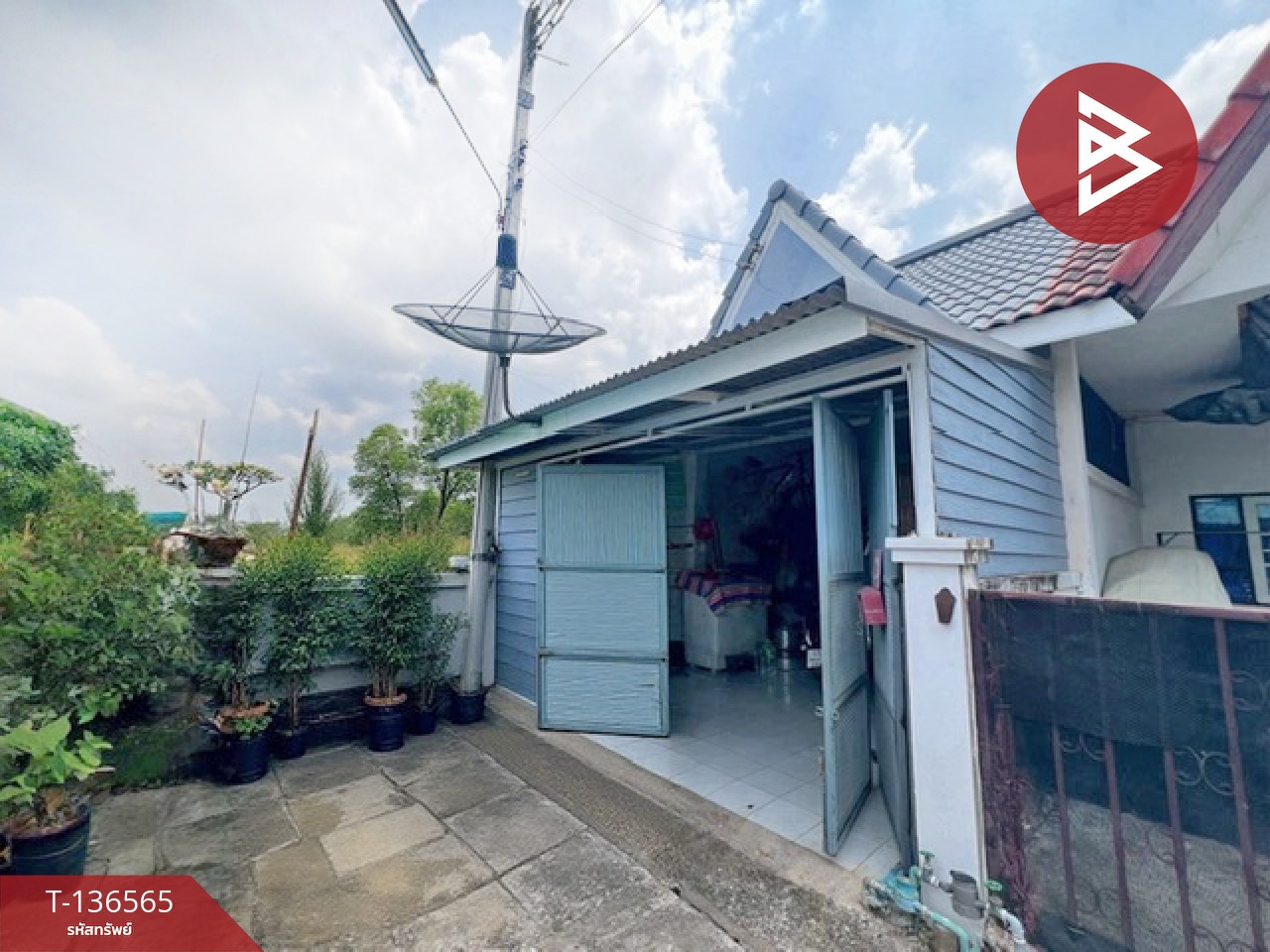 ขายทาวน์เฮ้าส์ หมู่บ้านสุขเจริญ นครปฐม 1