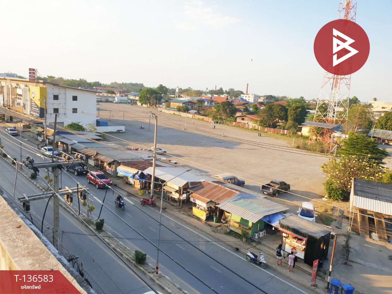 ขายอาคารพาณิชย์ 3 ชั้น เนื้อที่ 16 ตร.วา ชุมแสง นครสวรรค์ 12