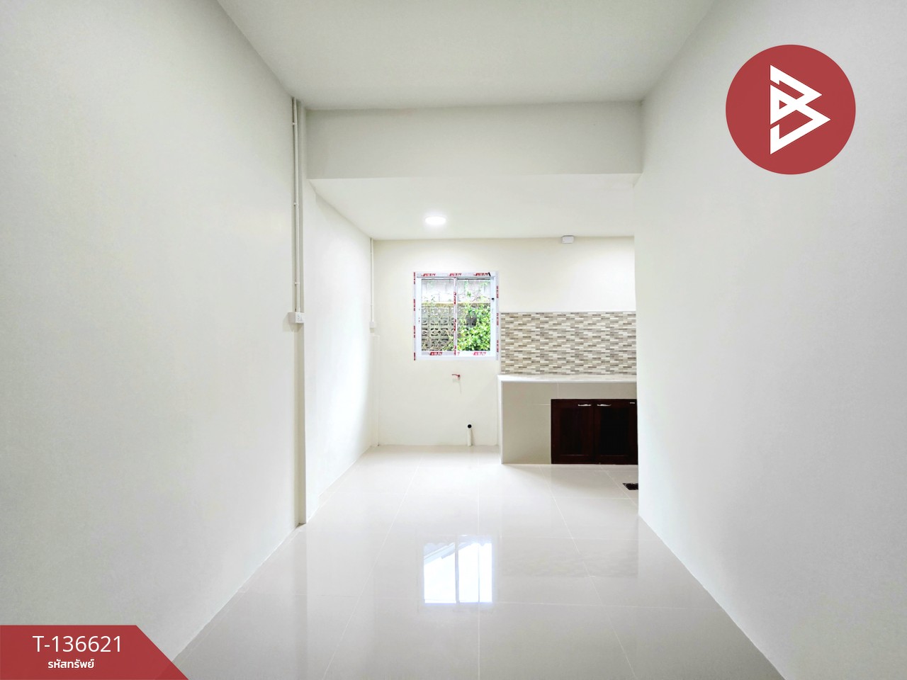 ขายทาวน์เฮ้าส์ชั้นเดียว เนื้อที่ 20 ตร.วา จันทบุรี รีโนเวทใหม่ ทำเลบางกะจะ 10