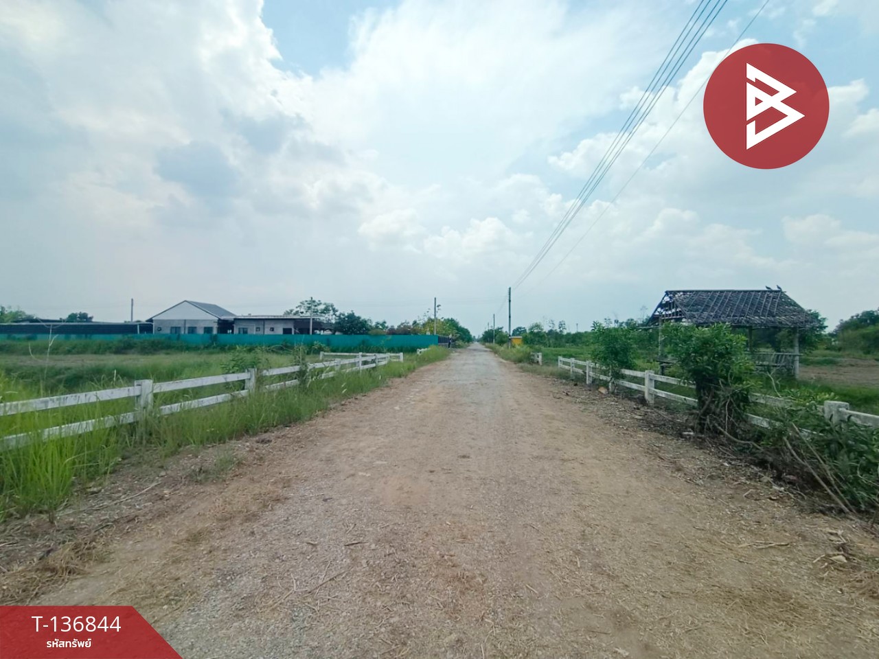 ขายด่วนบ้านเดี่ยว 2 หลังพร้อมที่ดิน เนื้อที่ 2 ไร่ หนองเสือ ปทุมธานี 15