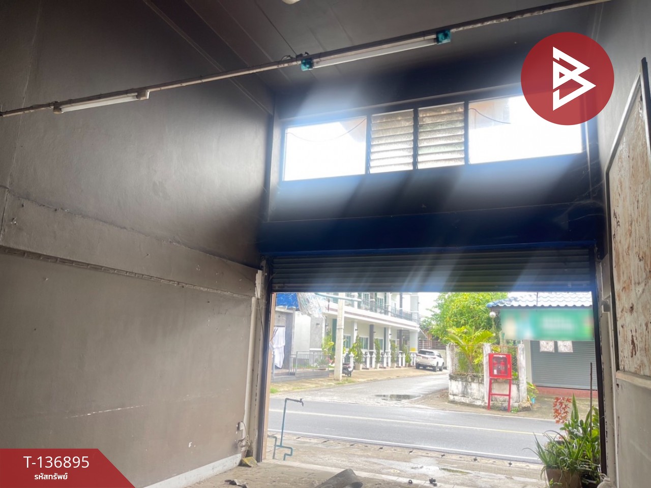 ขายอาคารพาณิชย์ 3 ชั้น เนื้อที่ 16 ตร.วา สันกำแพง เชียงใหม่ 2