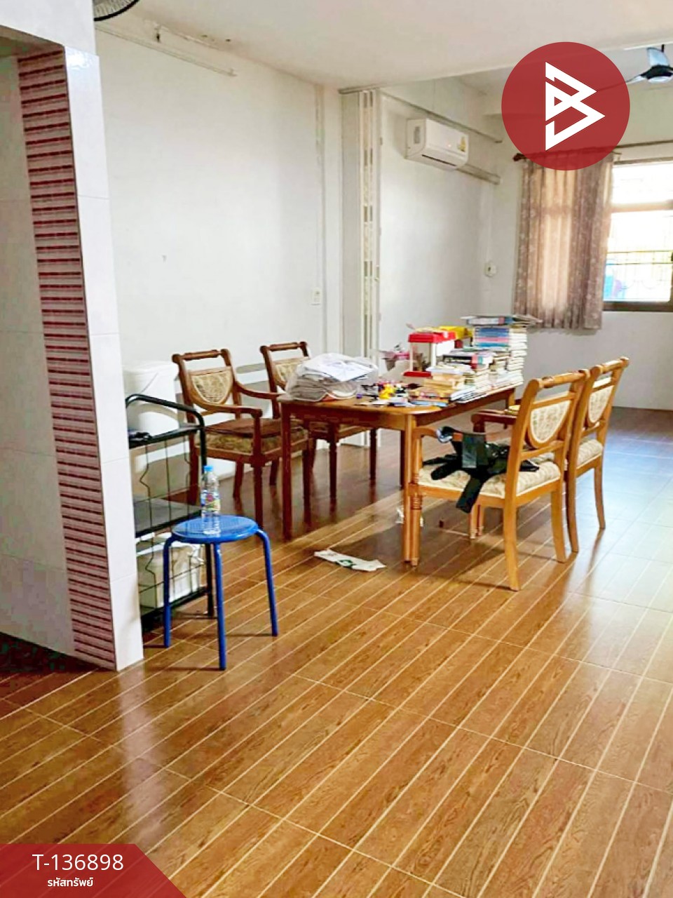 ขายทาวน์เฮ้าส์ 2 หลังติด เนื้อที่ 40 ตร.วา เนินพระ ระยอง 5