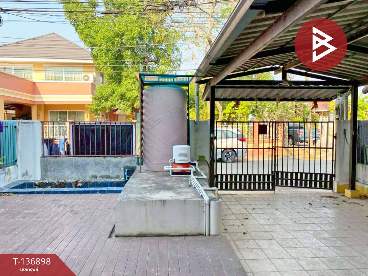 ขายทาวน์เฮ้าส์ 2 หลังติด เนื้อที่ 40 ตร.วา เนินพระ ระยอง 2