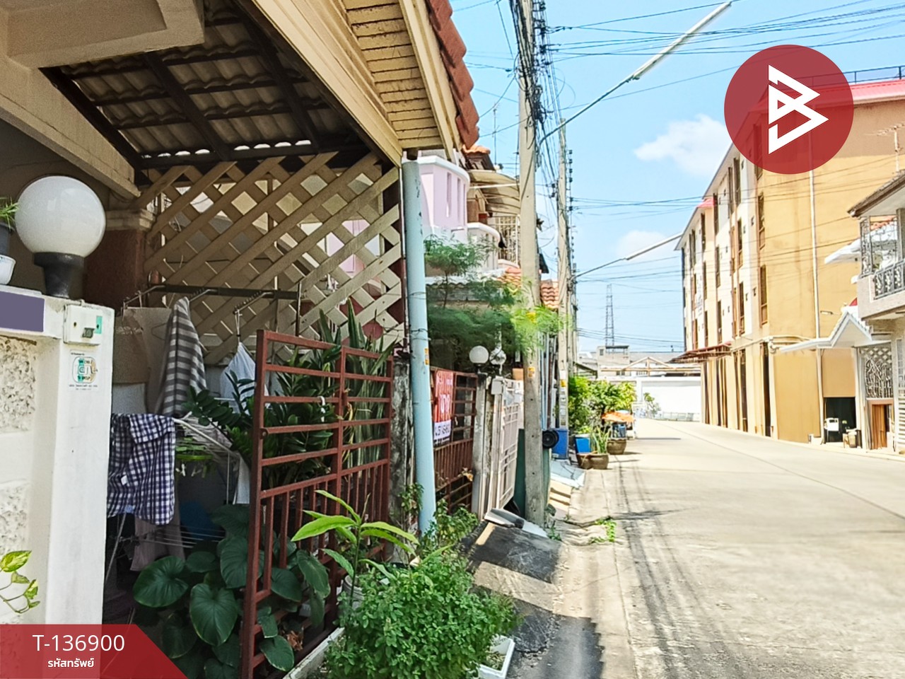 ขายทาวน์เฮ้าส์ หมู่บ้านเพชรเกษม 2 ใต้ (Phetkasem 2 Tai) กรุงเทพมหานคร 3