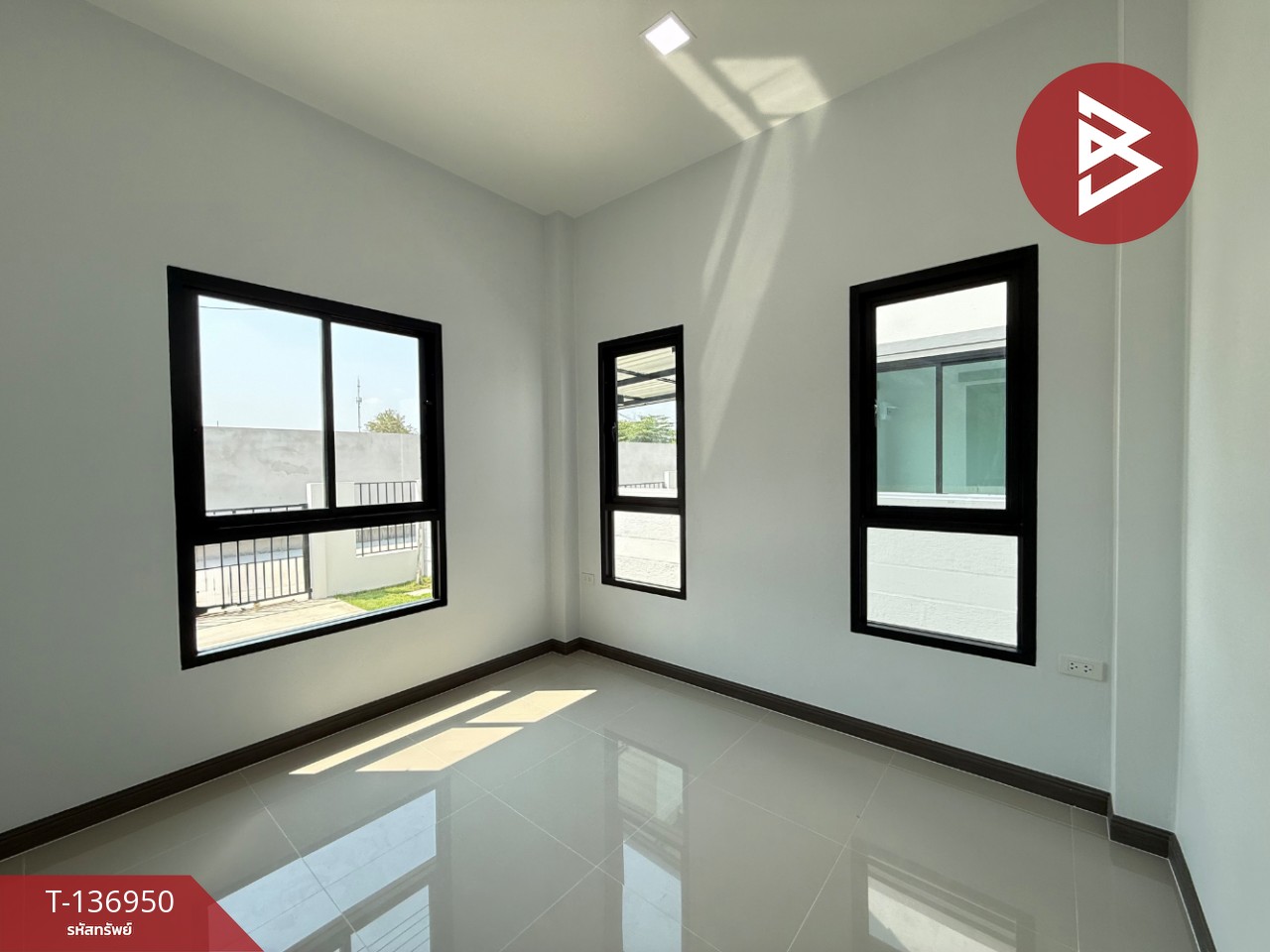 ขายบ้านเดี่ยวชั้นเดียว เนื้อที่ 30 ตร.วา ถนนขาด นครปฐม 11