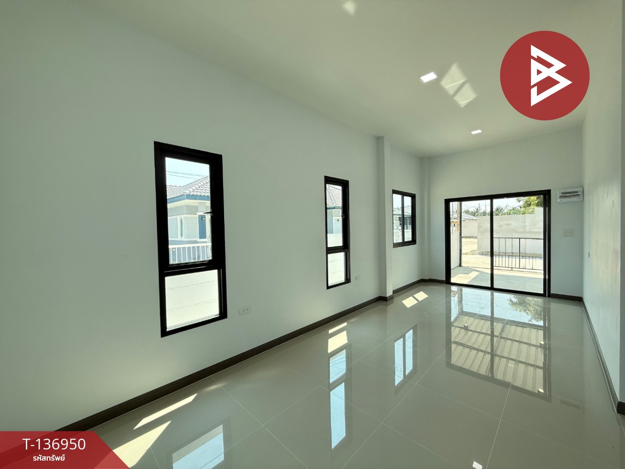 ขายบ้านเดี่ยวชั้นเดียว เนื้อที่ 30 ตร.วา ถนนขาด นครปฐม 9