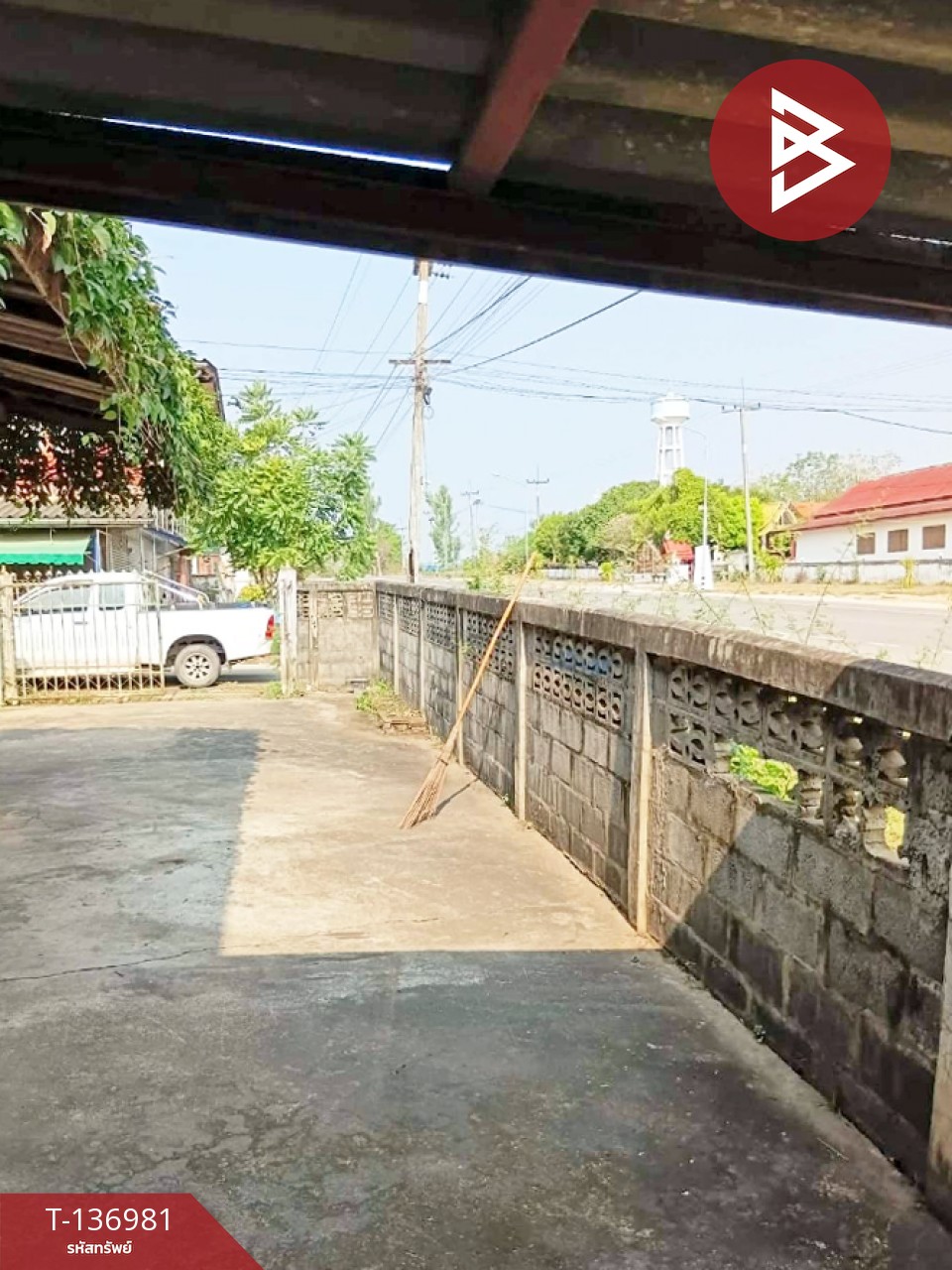 ขายด่วนบ้านเดี่ยวพร้อมที่ดิน เนื้อที่ 183 ตารางวา อ.แม่พริก ลำปาง 11