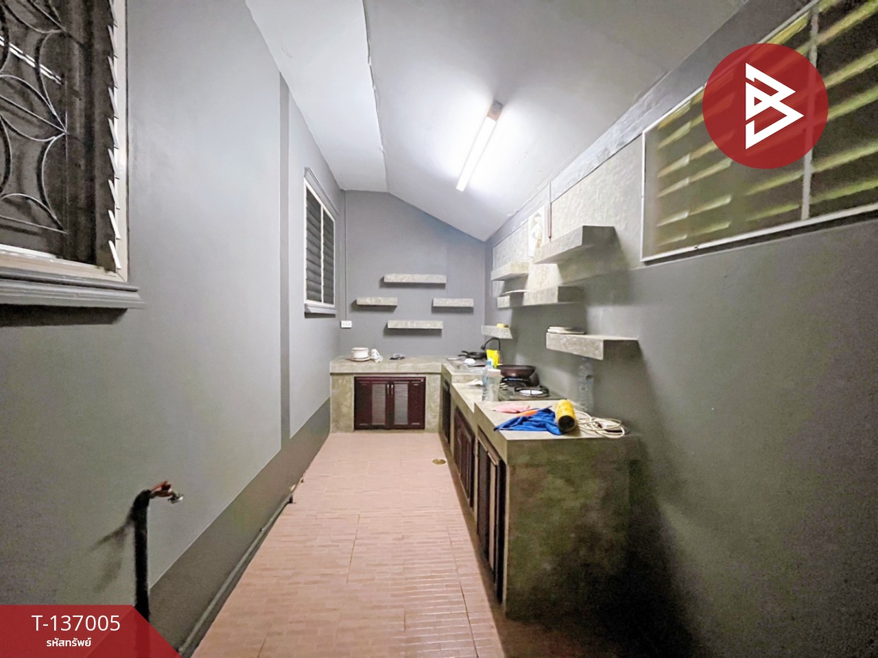 ขายบ้านเดี่ยว เนื้อที่ 60 ตารางวา ต.หนองบัว จ.กาญจนบุรี ทำเลดี 11