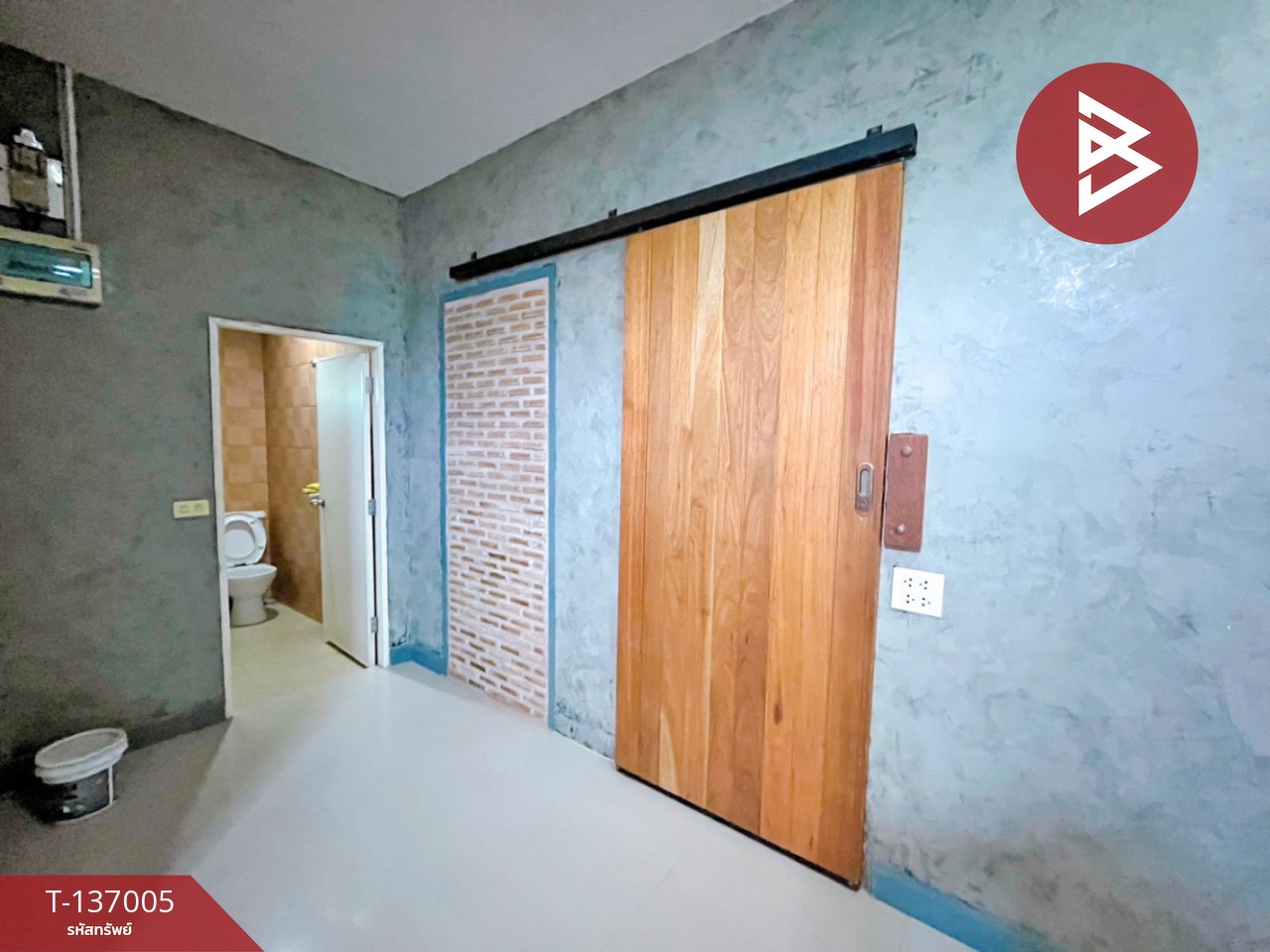 ขายบ้านเดี่ยว เนื้อที่ 60 ตารางวา ต.หนองบัว จ.กาญจนบุรี ทำเลดี 9