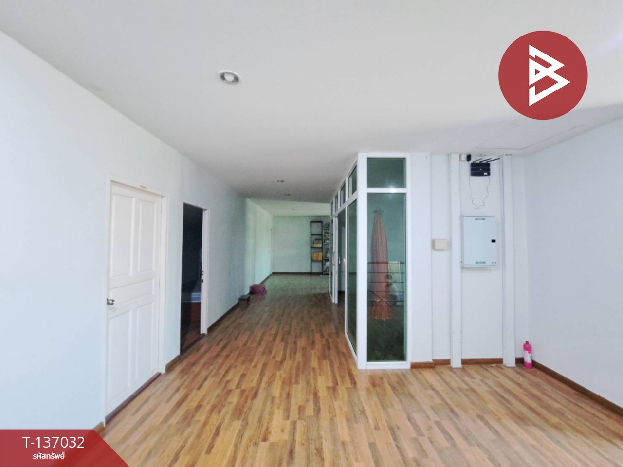 ขายอาคารพาณิชย์ 4 คูหา เนื้อที่ 72 ตร.วา ชุมแสง นครสวรรค์ 5