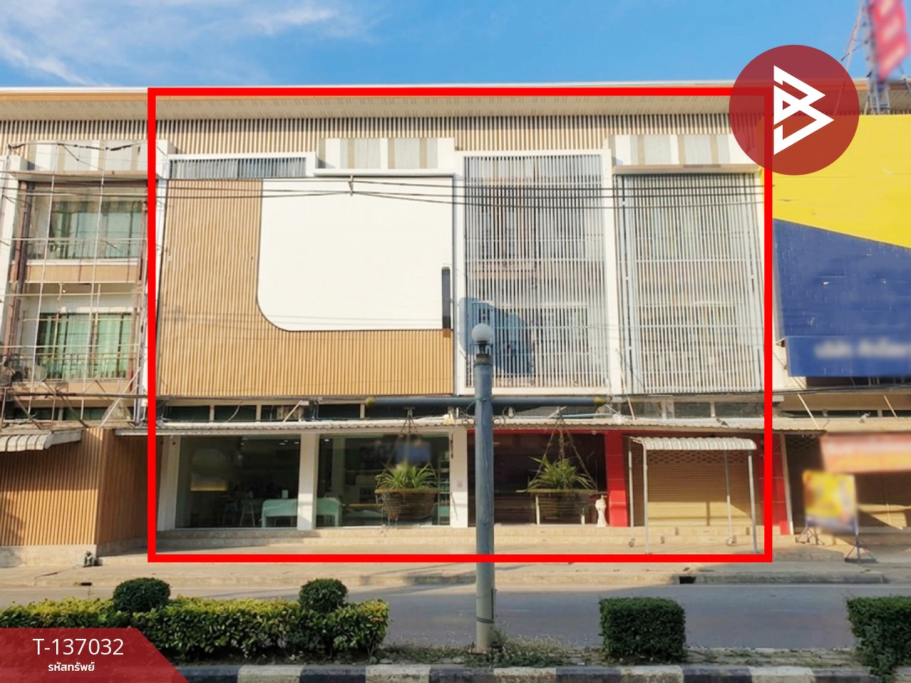 ขายอาคารพาณิชย์ 4 คูหา เนื้อที่ 72 ตร.วา ชุมแสง นครสวรรค์ 1