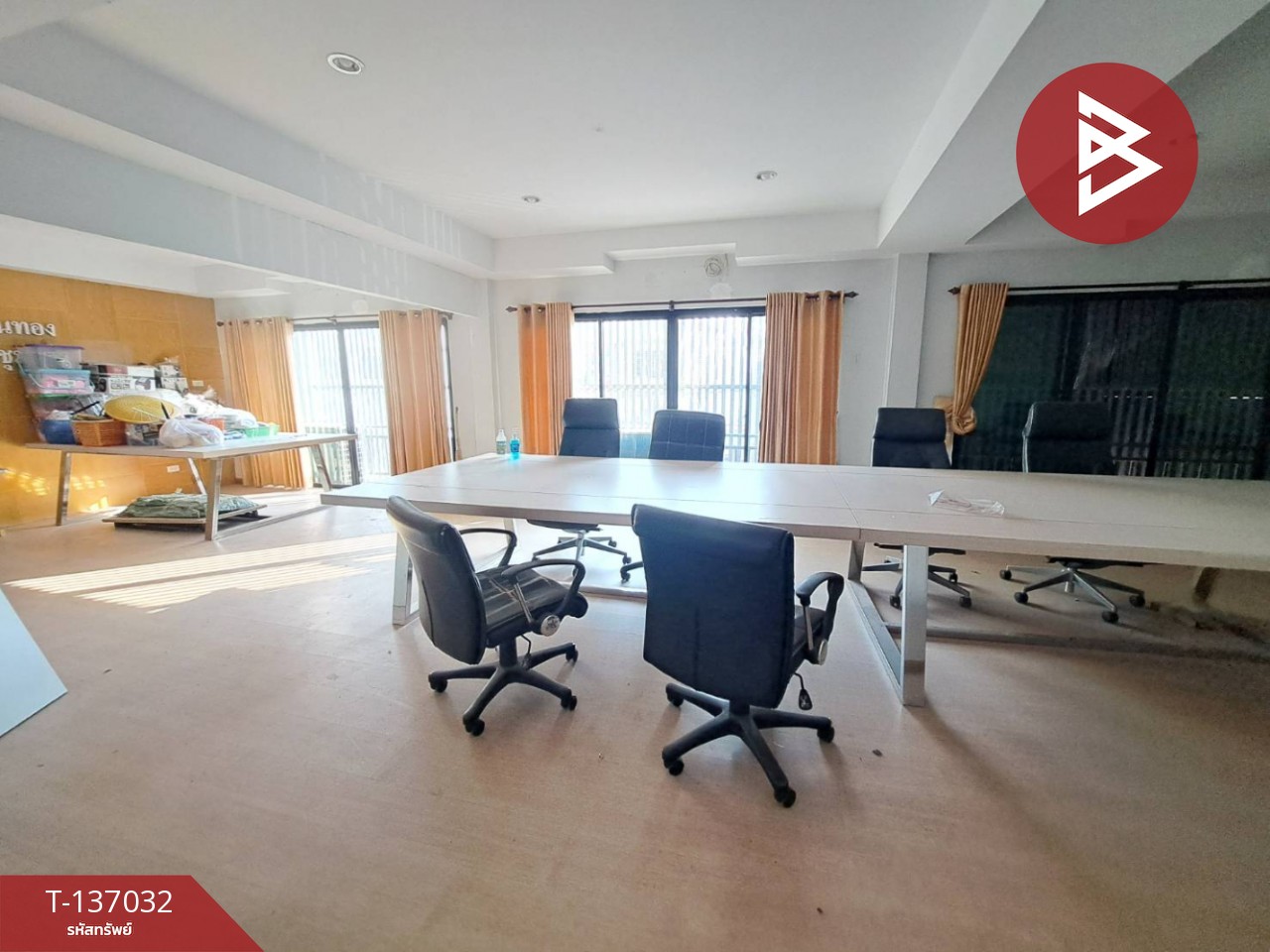 ขายอาคารพาณิชย์ 4 คูหา เนื้อที่ 72 ตร.วา ชุมแสง นครสวรรค์ 8