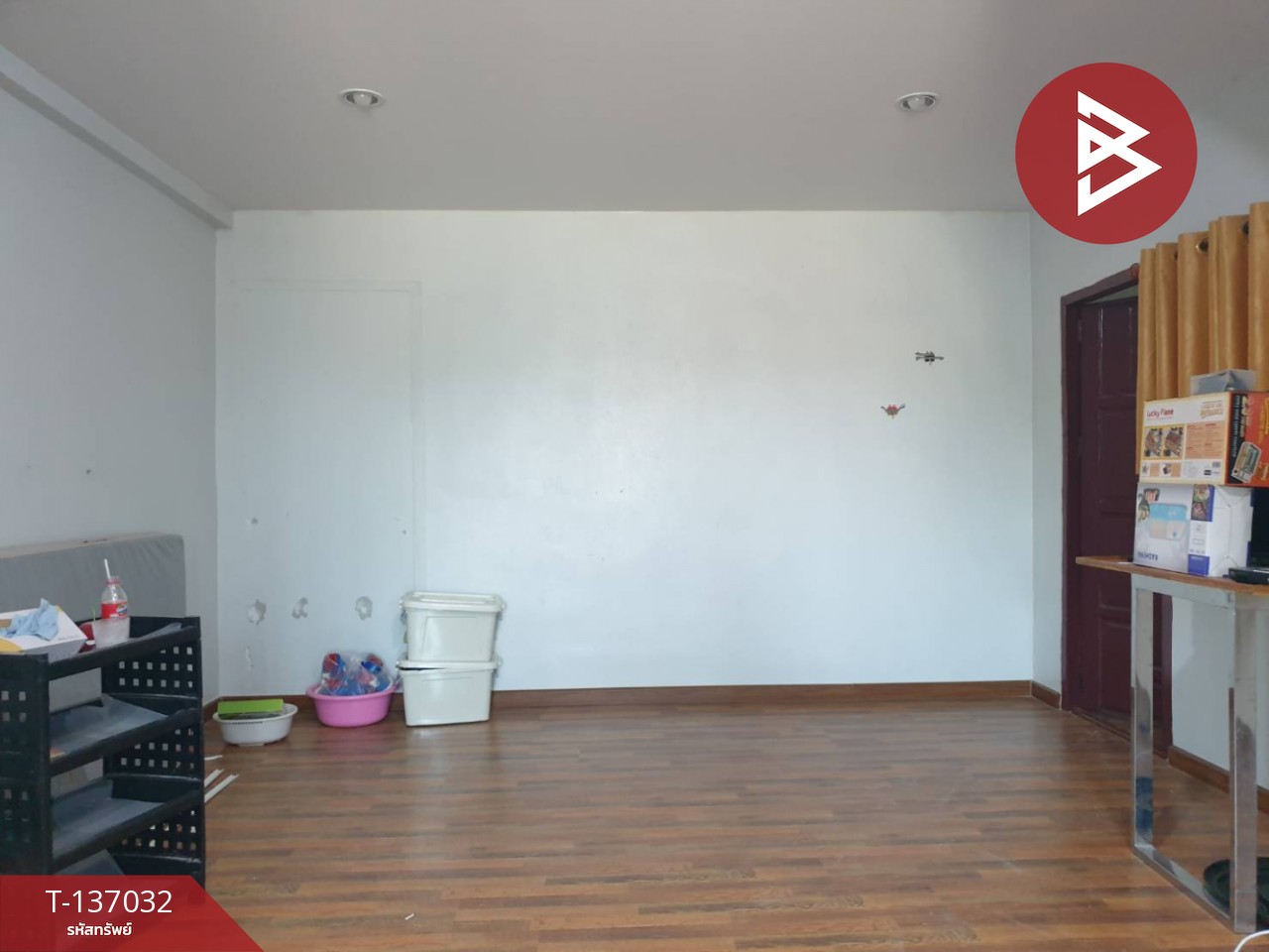 ขายอาคารพาณิชย์ 4 คูหา เนื้อที่ 72 ตร.วา ชุมแสง นครสวรรค์ 15