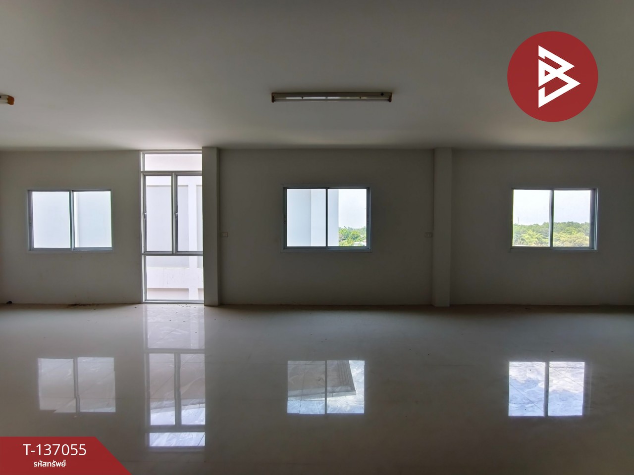 ขายอาคารพาณิชย์ 3 คูหา เนื้อที่ 83.5 ตร.วา พลับพลา จันทบุรี 12