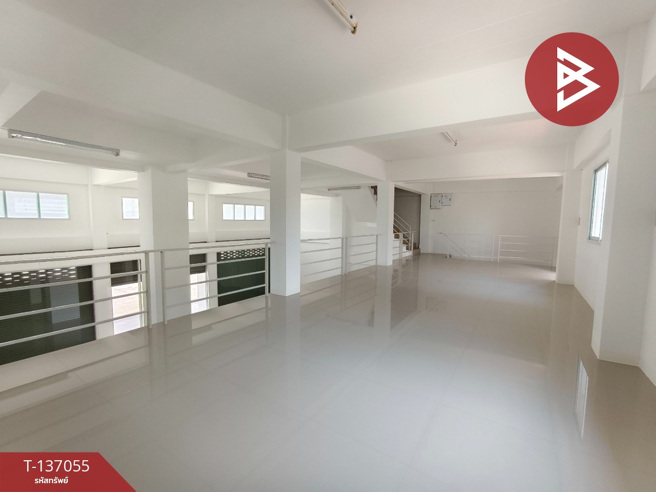 ขายอาคารพาณิชย์ 3 คูหา เนื้อที่ 83.5 ตร.วา พลับพลา จันทบุรี 9