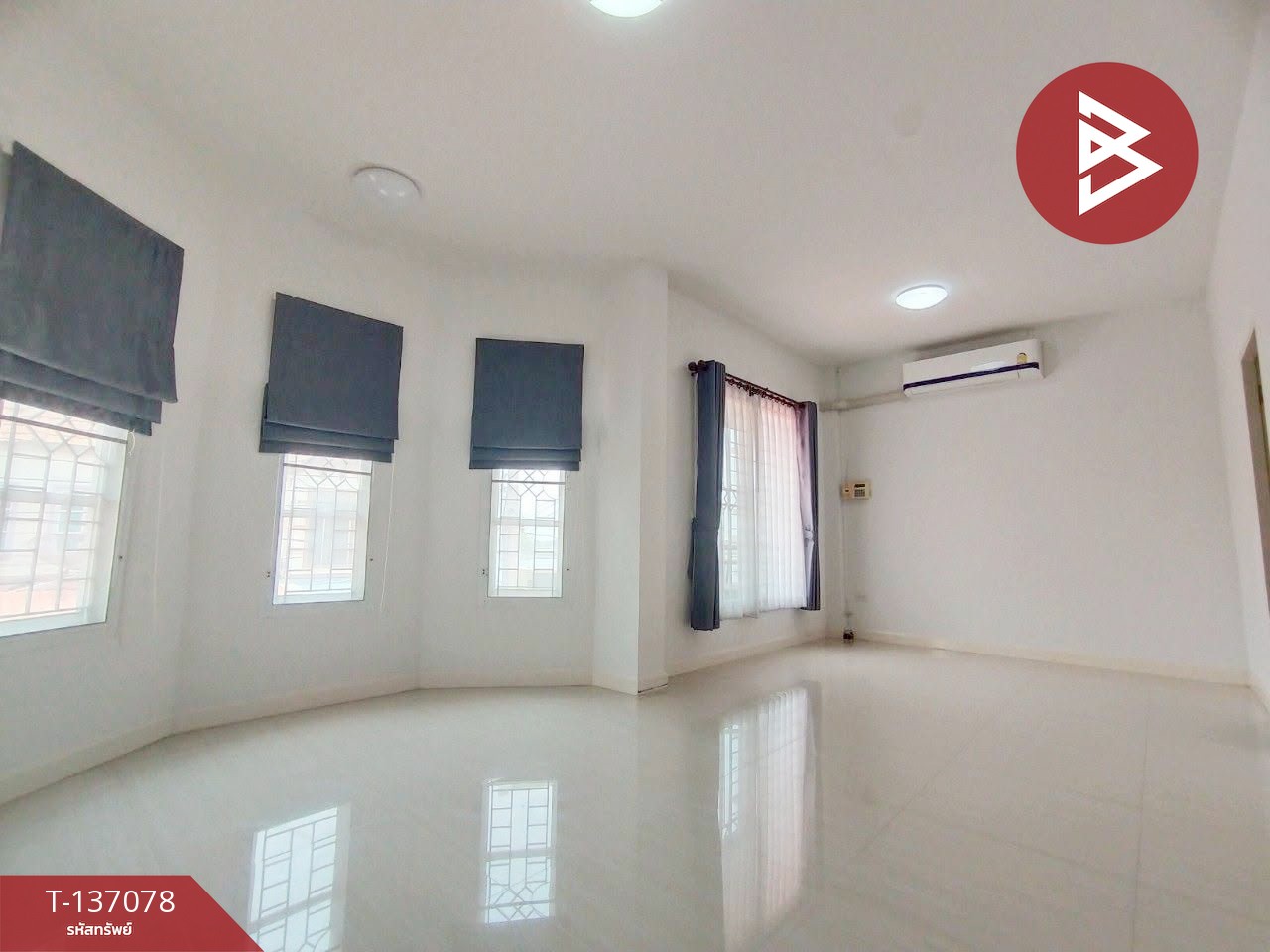 ขายทาวน์เฮ้าส์ หมู่บ้านนครทองเพรสซิเด้นท์ บางพลี-ตำหรุ แพรกษา สมุทรปราการ พร้อมอยู่ 9