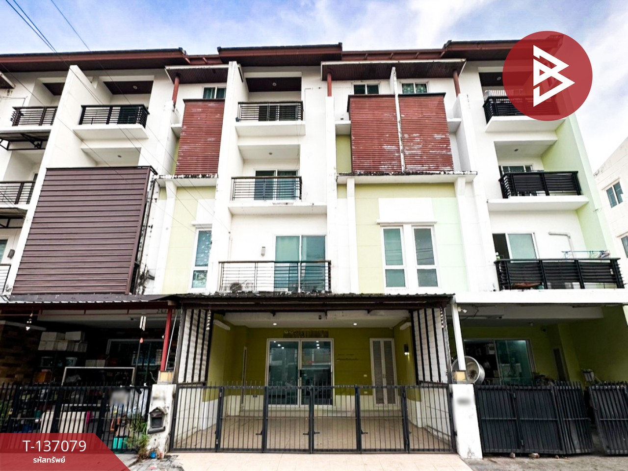 ขาย/เช่าสำนักงาน 4 ชั้น เนื้อที่ 23.6 ตร.วา ประเวศ กรุงเทพมหานคร 1