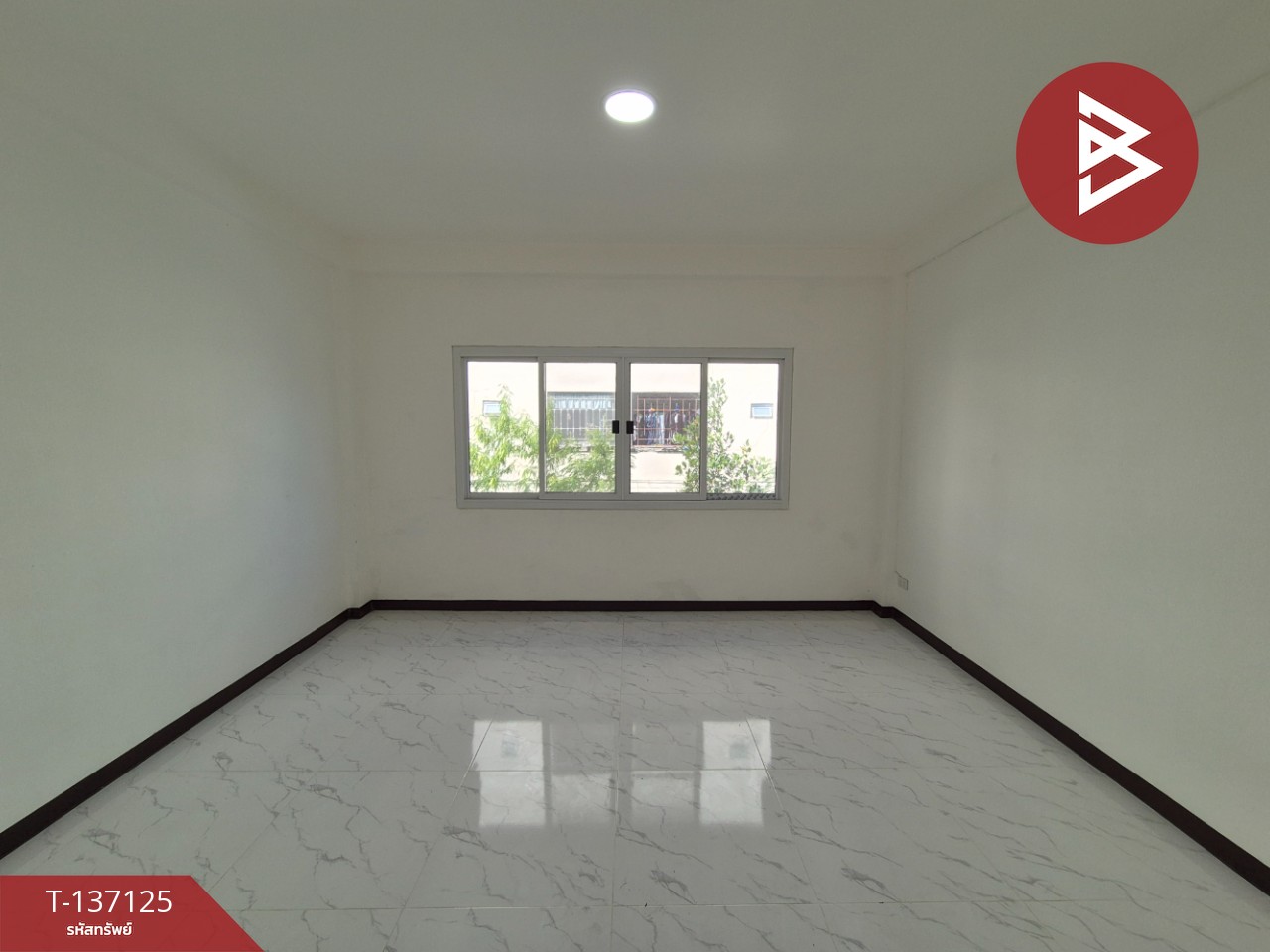 ขายทาวน์เฮ้าส์ หมู่บ้านโอเชี่ยนวิลเลจ เทศบาลบางปู68 ท้ายบ้าน สมุทรปราการ 8