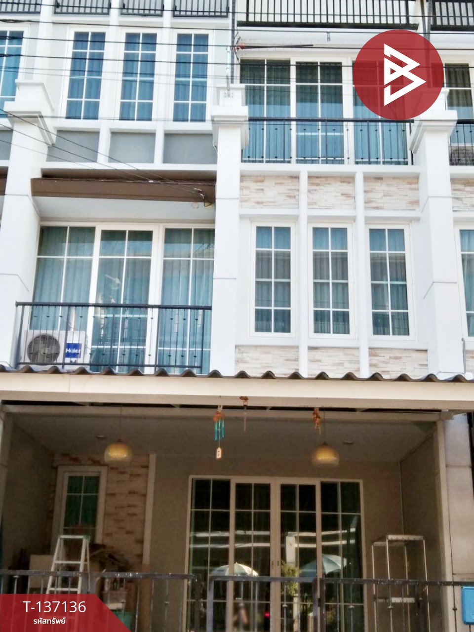 ขายทาวน์โฮม หมู่บ้านโกลเด้นทาวน์ ลาดพร้าว-เกษตรนวมินทร์ บึงกุ่ม กรุงเทพมหานคร 1