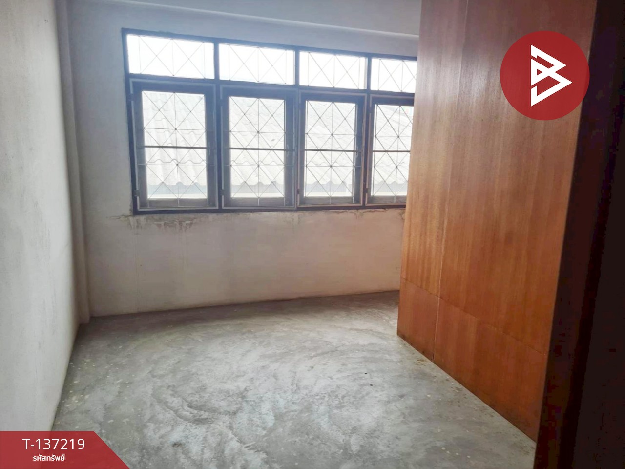 ขายอาคารพาณิชย์ 3 ชั้น เนื้อที่ 17 ตารางวา ต.ห้วยจรเข้ เมืองนครปฐม 8