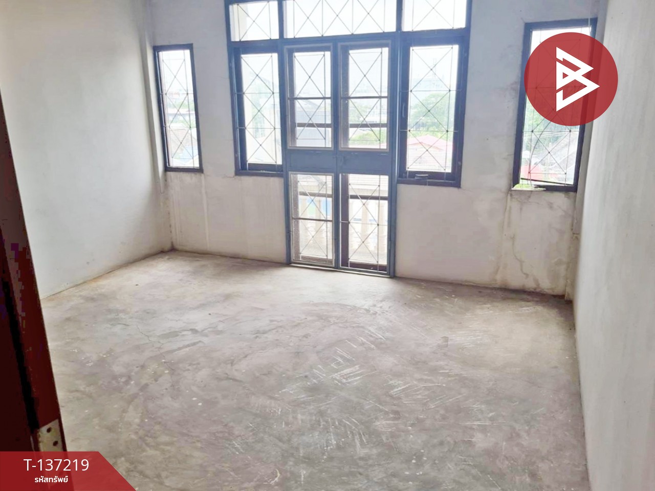 ขายอาคารพาณิชย์ 3 ชั้น เนื้อที่ 17 ตารางวา ต.ห้วยจรเข้ เมืองนครปฐม 11