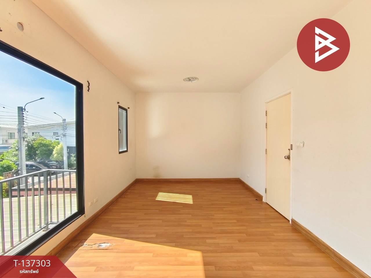 ขายทาวน์เฮ้าส์ หมู่บ้านเดอะคอนเนค สุวรรณภูมิ 3 (The Connect Suwannabhumi 3) พร้อมอยู่ 9