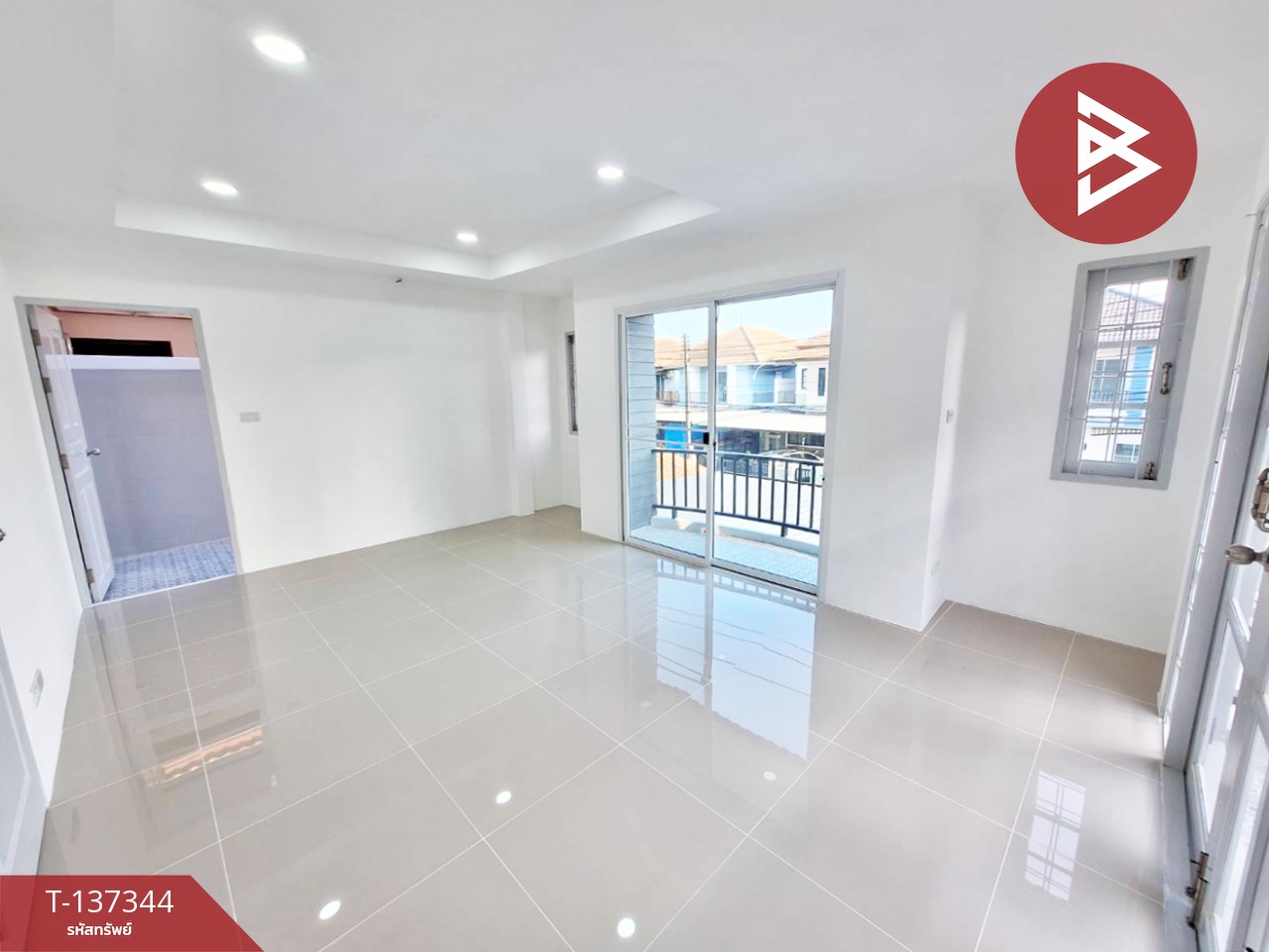 ขายบ้านแฝด หมู่บ้านภัทรทรัพย์ ลำลูกกา-คลอง 3 ปทุมธานี รีโนเวทใหม่ 10