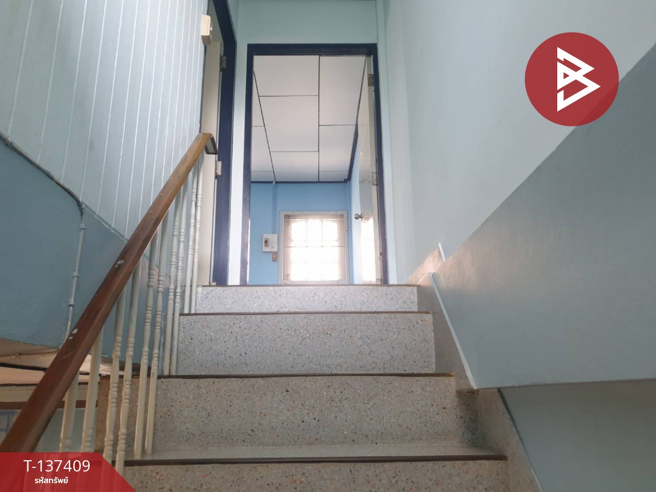 ขายทาวน์เฮ้าส์ 2 ชั้น เนื้อที่ 16.7 ตร.วา ถ.สวรรค์วิถี จ.นครสวรรค์ 8