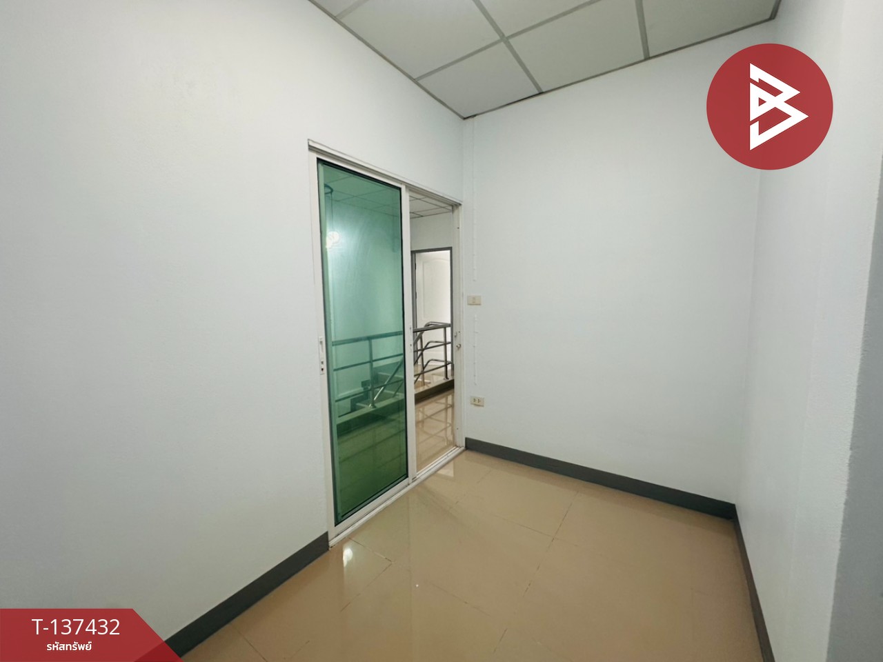 ขายทาวน์เฮ้าส์ หมู่บ้านเพชรทวี เพชรเกษม-ไร่ขิง นครปฐม 10