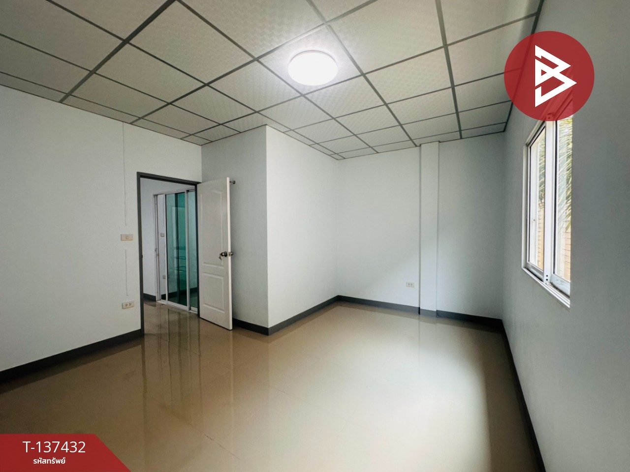 ขายทาวน์เฮ้าส์ หมู่บ้านเพชรทวี เพชรเกษม-ไร่ขิง นครปฐม 11