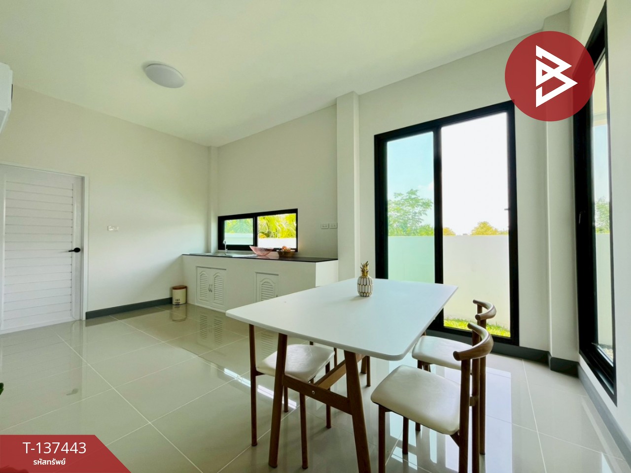 ขายบ้านเดี่ยวสไตล์โมเดิร์น เนื้อที่ 51.3 ตารางวา บ้านค่าย ระยอง ทำเลดี 10