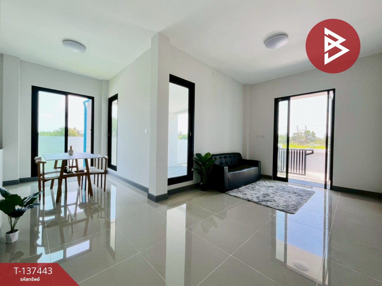 ขายบ้านเดี่ยวสไตล์โมเดิร์น เนื้อที่ 51.3 ตารางวา บ้านค่าย ระยอง ทำเลดี 6