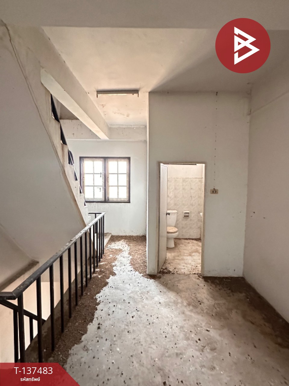 ขายอาคารพาณิชย์ 2 คูหาหลังมุม ถนนบึงพระจันทร์ ต.ในเมือง จ.พิษณุโลก 12