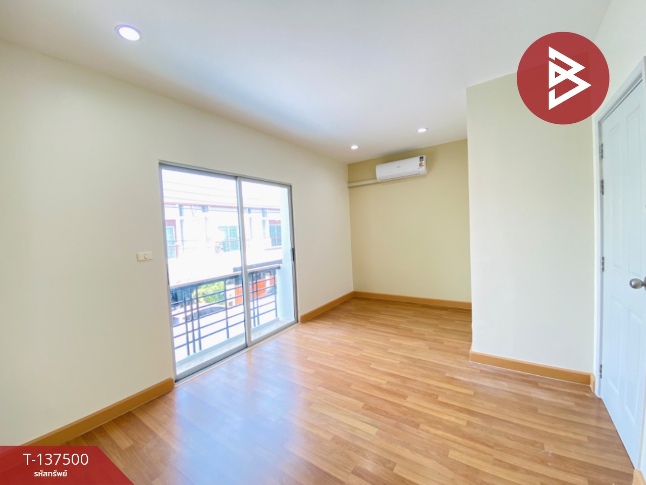 ขายทาวน์เฮ้าส์ หมู่บ้านพฤกษาทาวน์ เน็กซ์ ลอฟท์ บางนา กม.5 สมุทรปราการ 13