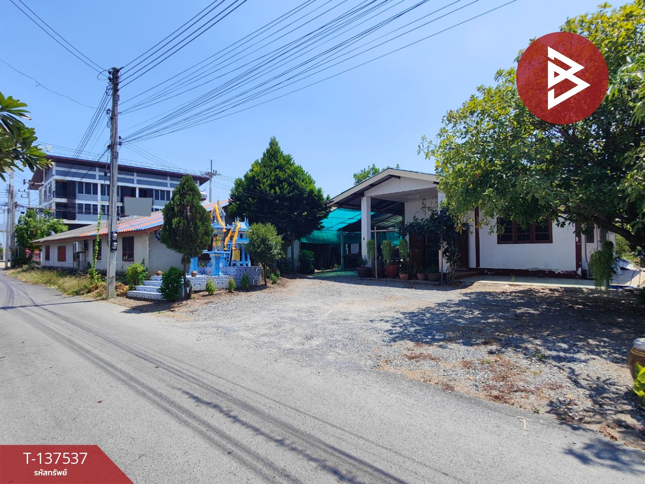 ขายบ้านเดี่ยวชั้นเดียว เนื้อที่ 1 งาน 14 ตารางวา นครปฐม ใกล้ศาลากลาง เดินทางสะดวก 2