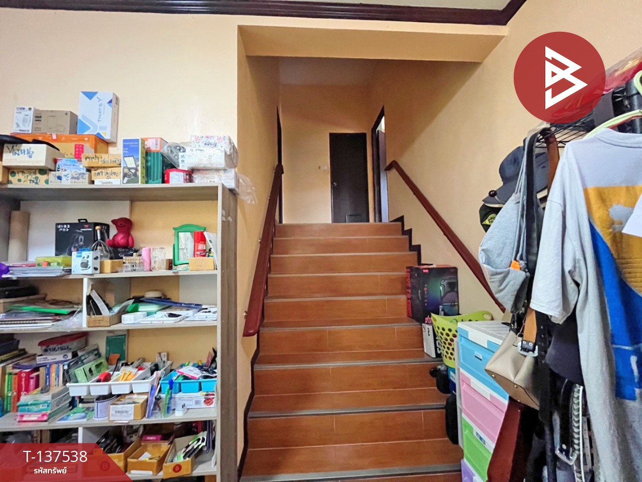 ขายบ้านเดี่ยวพร้อมที่ดิน เนื้อที่ 1 ไร่ ต.ท่าชัย จ.ชัยนาท ติดแม่น้ำเจ้าพระยา ทำเลดี 9