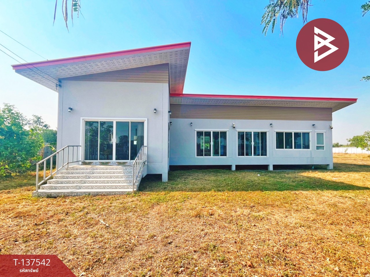 ขายบ้านเดี่ยวพร้อมที่ดิน เนื้อที่ 2 ไร่ 1 งาน 66.0 ตารางวา ดอนเจดีย์ สุพรรณบุรี 1