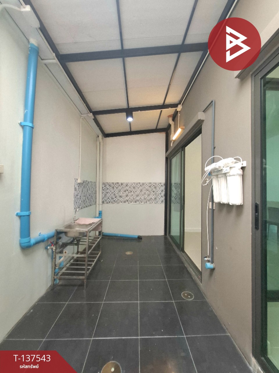 ขายทาวน์โฮม 2 ชั้น หมู่บ้านพาทิโอ ลาดกระบัง-มอเตอร์เวย์ (Patio Ladkrabang-Motorway) กรุงเทพฯ พร้อมอยู่ 10