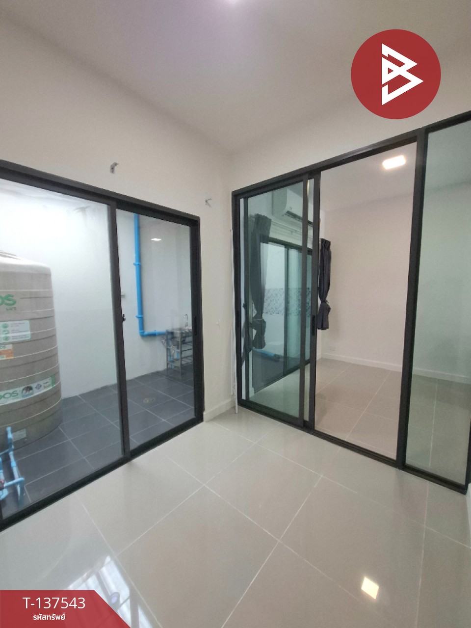 ขายทาวน์โฮม 2 ชั้น หมู่บ้านพาทิโอ ลาดกระบัง-มอเตอร์เวย์ (Patio Ladkrabang-Motorway) กรุงเทพฯ พร้อมอยู่ 8