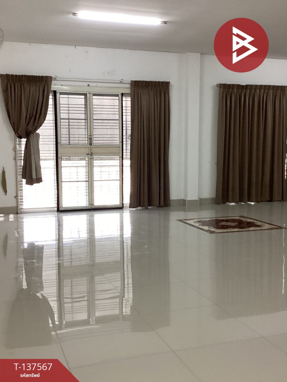 ขายด่วนอาคารพาณิชย์ 2 คูหา พระพุทธบาท สระบุรี ทำเลทอง ติดถนนใกล้แหล่งชุมชน 10