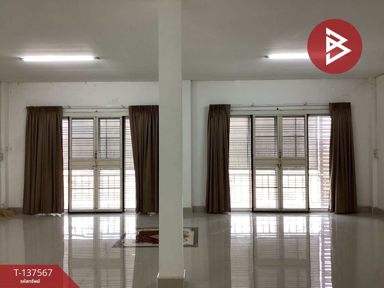 ขายด่วนอาคารพาณิชย์ 2 คูหา พระพุทธบาท สระบุรี ทำเลทอง ติดถนนใกล้แหล่งชุมชน 12