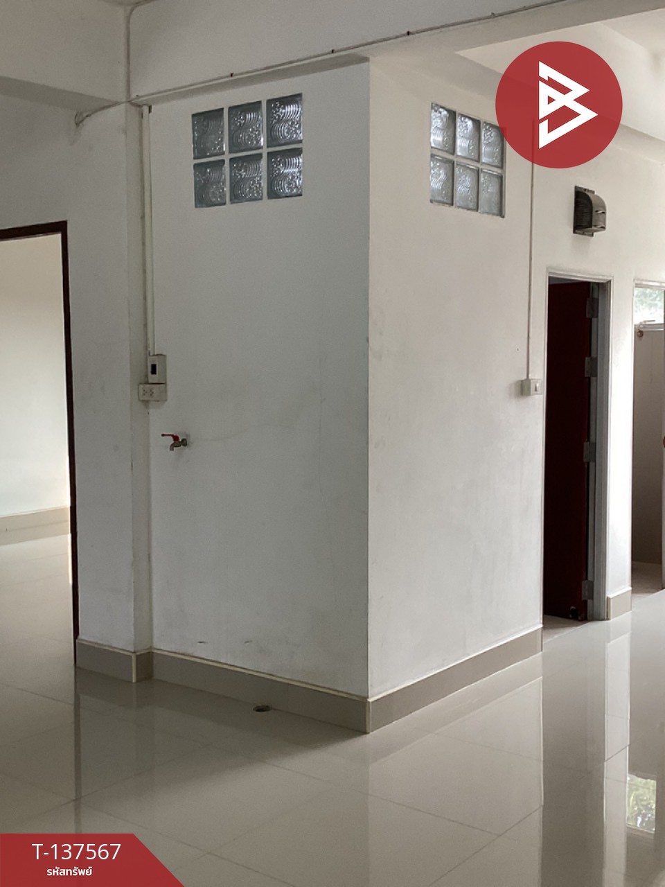 ขายด่วนอาคารพาณิชย์ 2 คูหา พระพุทธบาท สระบุรี ทำเลทอง ติดถนนใกล้แหล่งชุมชน 7